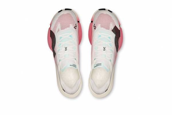 ON Cloudboom Strike 2 (Unisex)