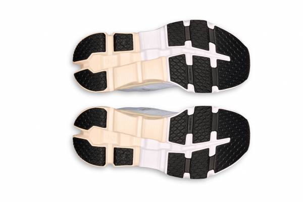 ON Cloudflyer 5 (Damen)