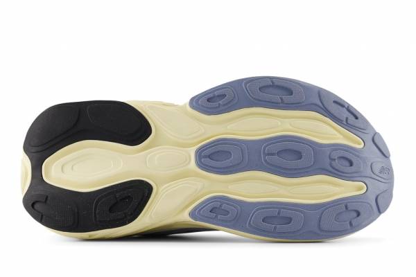 NEW BALANCE Fresh Foam X More v5 (Damen)