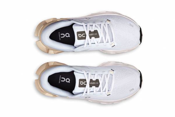 ON Cloudflyer 5 (Damen)