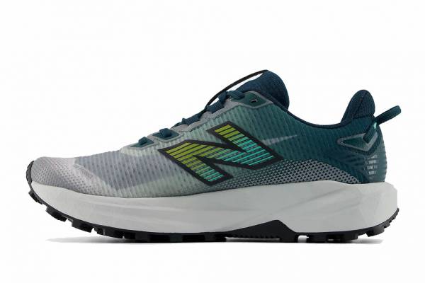 NEW BALANCE FuelCell Rebel Trail (Herren)