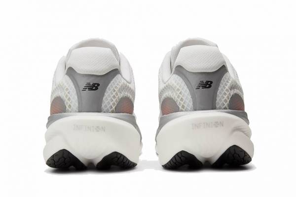 NEW BALANCE 1080 v15 (Herren)