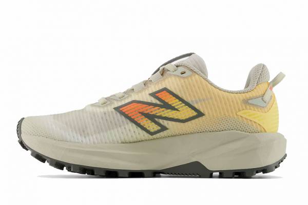 NEW BALANCE FuelCell Rebel Trail (Damen)