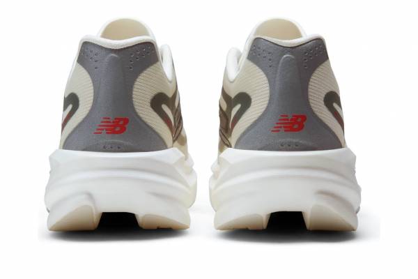 NEW BALANCE SuperComp Rebel (Herren)