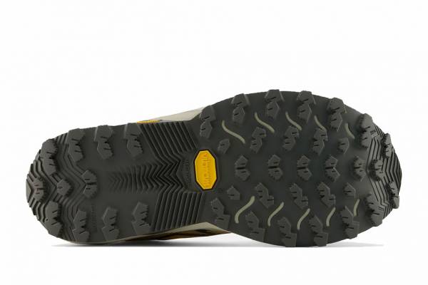 NEW BALANCE FuelCell Rebel Trail (Damen)