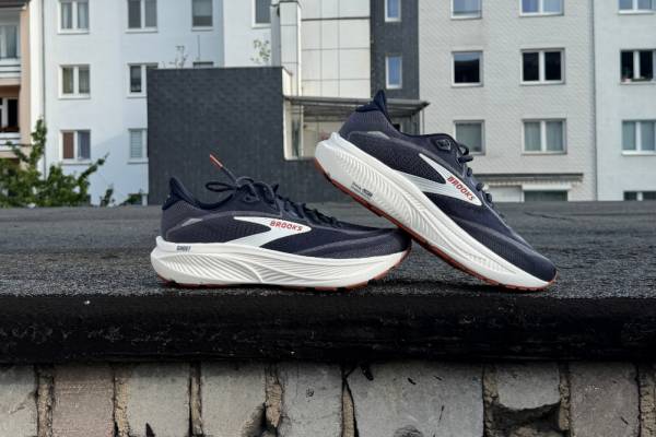 BROOKS Ghost 18