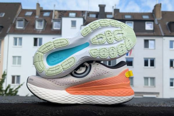 TRUE MOTION U-Tech Aion 4