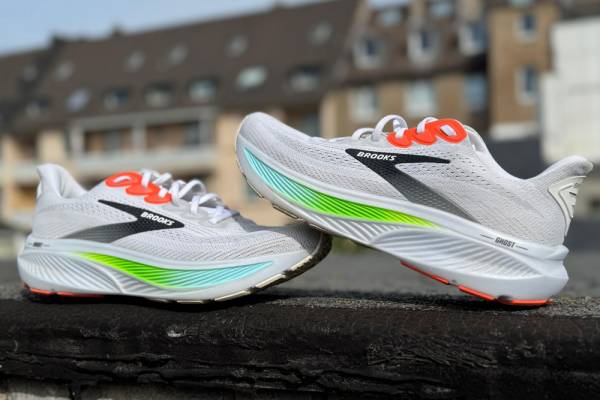 BROOKS Ghost 17