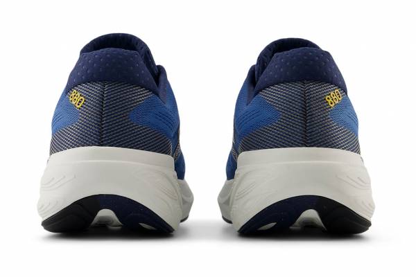 NEW BALANCE Fresh Foam X 880 v15 (Herren)