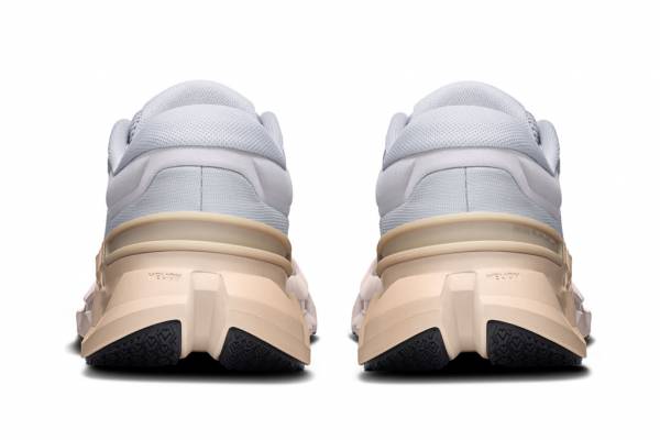 ON Cloudflyer 5 (Damen)