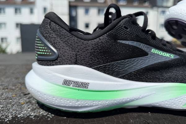 BROOKS Defyance 14