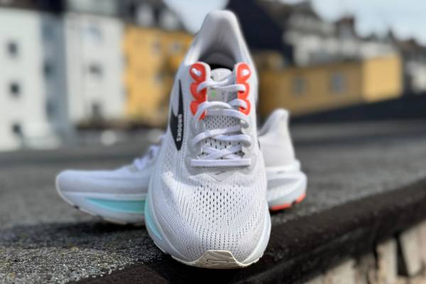 BROOKS Ghost 17